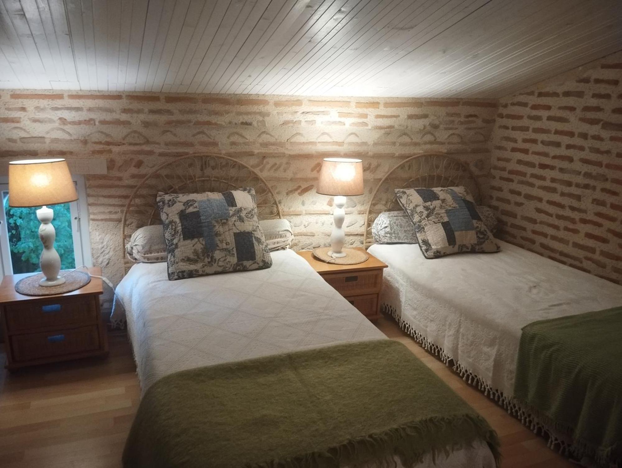 O Fil De L'O Hotel Clairac  Room photo